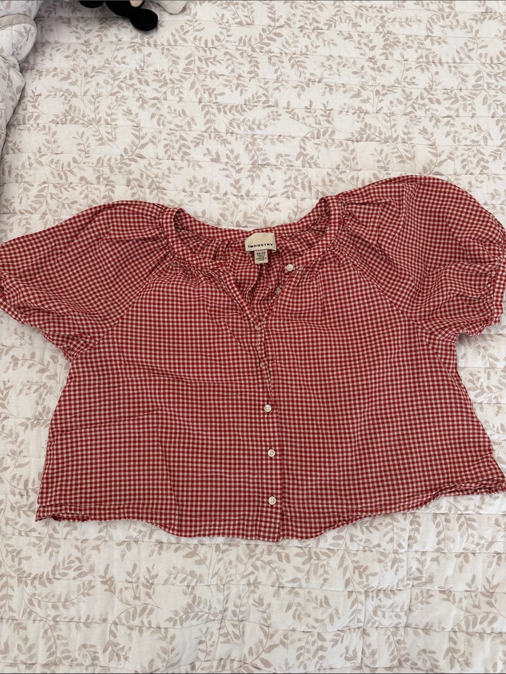 Gingham Button-Front Puff Sleeve Blouse in Red